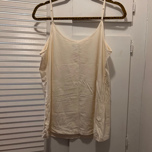 Women’s Cream Colored Spaghetti Strap Shirt Size 2XL - Picture 4 of 4